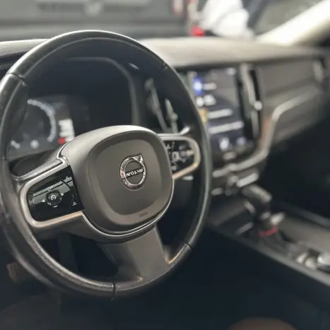 VOLVO XC60 2.0 4P T5 MOMENTUM TURBO AUTOM�TICO, Foto 9