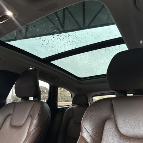 VOLVO XC60 2.0 4P T5 MOMENTUM TURBO AUTOM�TICO, Foto 2