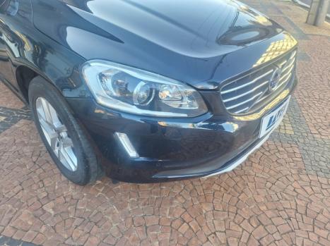 VOLVO XC60 2.4 4P AWD MOMENTUM DIESEL AUTOMTICO, Foto 8