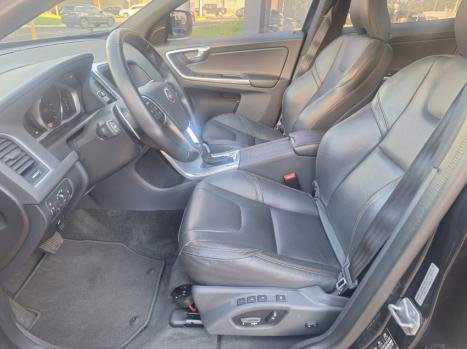 VOLVO XC60 2.4 4P AWD MOMENTUM DIESEL AUTOMTICO, Foto 14