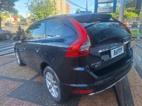 VOLVO XC60 2.4 4P AWD MOMENTUM DIESEL AUTOMTICO, Foto 19
