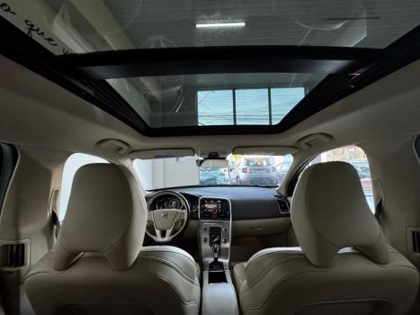 VOLVO XC60 2.4 4P AWD MOMENTUM DIESEL AUTOM�TICO, Foto 11