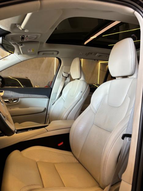 VOLVO XC90 2.0 4P T8 HYBRID ULTIMATE AWD TURBO AUTOMTICO GEARTRONIC, Foto 7