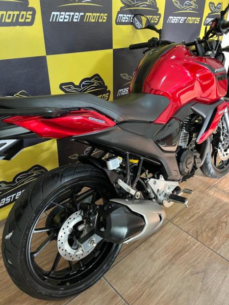 YAMAHA Fazer YS 150 SED, Foto 3