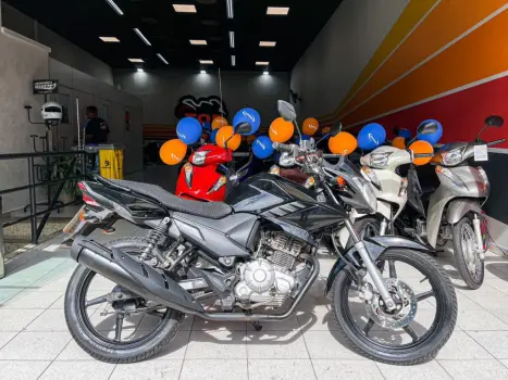 YAMAHA Fazer YS 150 ED, Foto 1