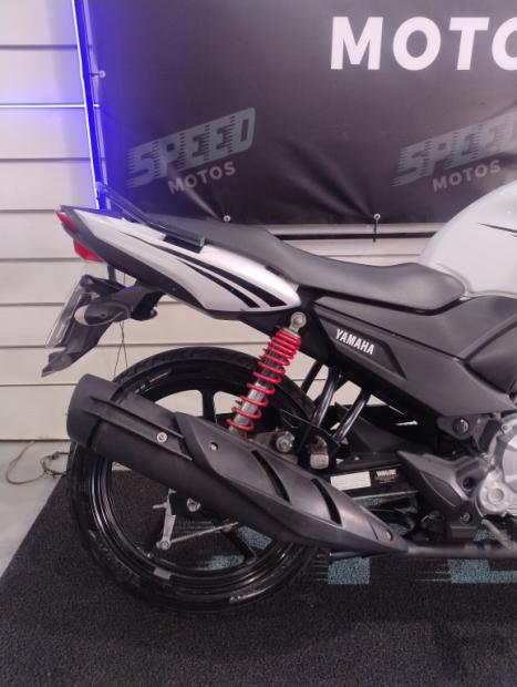 YAMAHA Fazer YS 150 SED, Foto 3