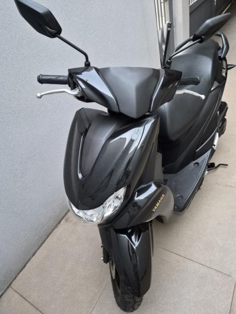 YAMAHA Fluo 125 ABS, Foto 5