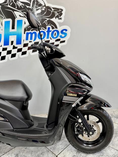 YAMAHA Fluo 125 ABS, Foto 2