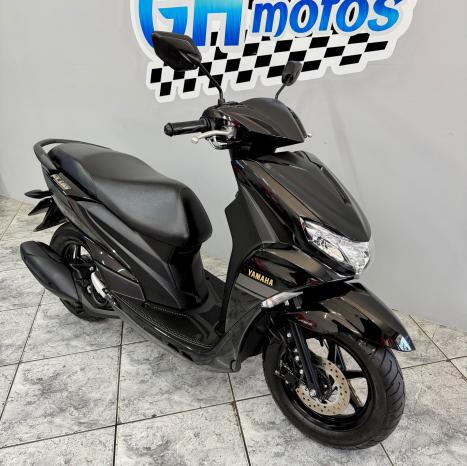 YAMAHA Fluo 125 ABS, Foto 3