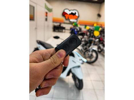 YAMAHA Fluo 125 ABS, Foto 8