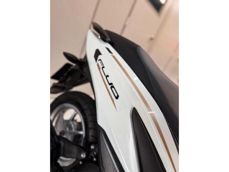 YAMAHA Fluo 125 ABS, Foto 9