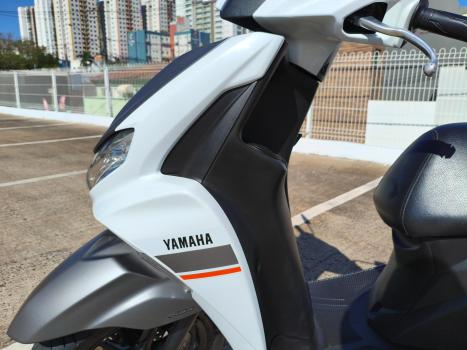YAMAHA Fluo 125 ABS, Foto 4