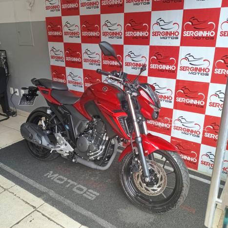 YAMAHA FZ 15 Fazer ABS, Foto 4 YAMAHA FZ 15 Fazer ABS, Foto 4