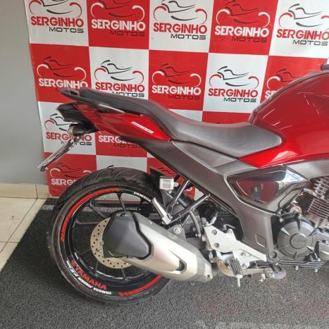 YAMAHA FZ 15 Fazer ABS, Foto 2