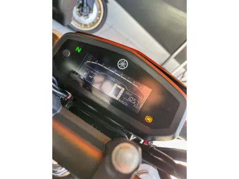 YAMAHA FZ 15 Fazer ABS, Foto 12