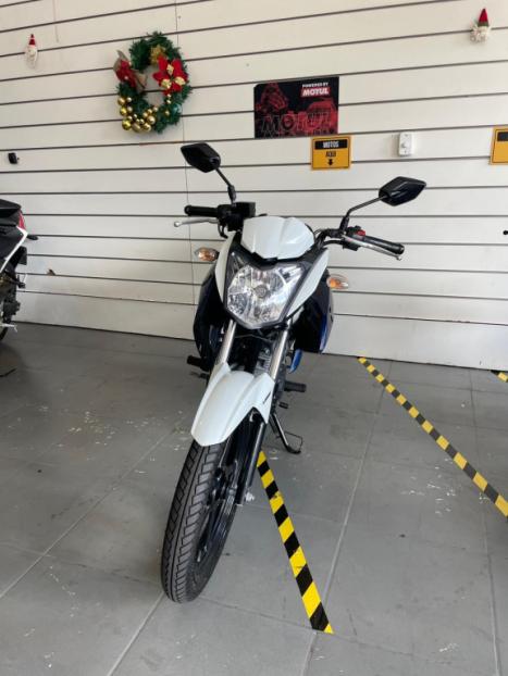 YAMAHA FZ 15 Fazer ABS, Foto 2