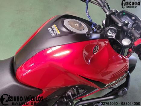 YAMAHA FZ 15 Fazer ABS, Foto 5