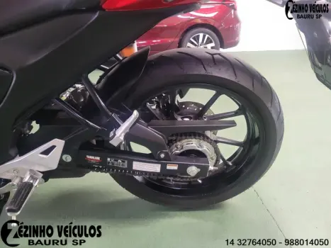 YAMAHA FZ 15 Fazer ABS, Foto 9