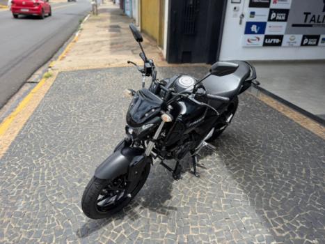 YAMAHA FZ 15 Fazer ABS, Foto 3