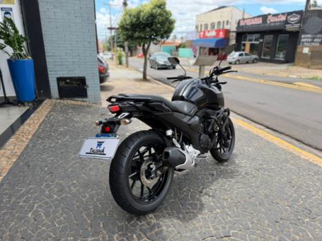 YAMAHA FZ 15 Fazer ABS, Foto 4