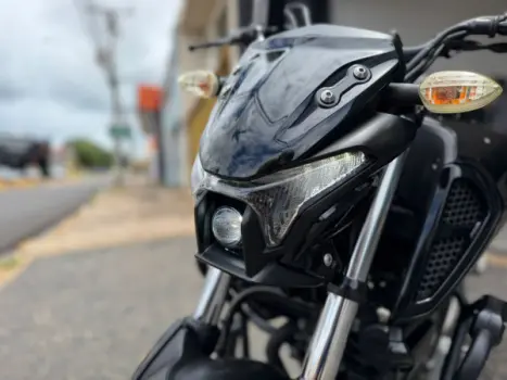 YAMAHA FZ 15 Fazer ABS, Foto 8