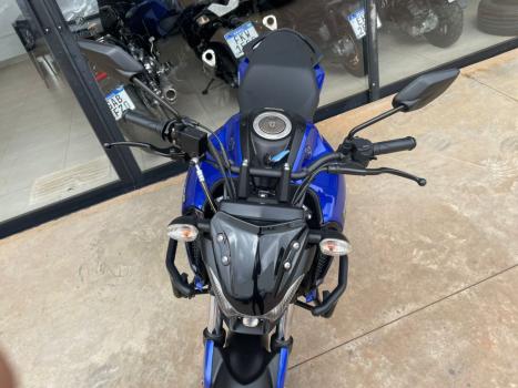 YAMAHA FZ 15 Fazer ABS, Foto 2