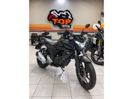 YAMAHA FZ 15 Fazer ABS, Foto 4