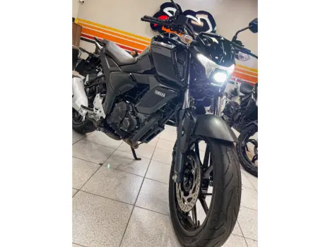 YAMAHA FZ 15 Fazer ABS, Foto 5