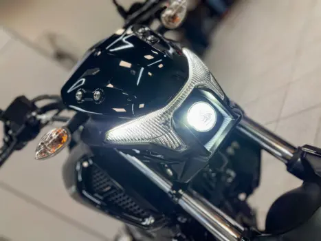 YAMAHA FZ 15 Fazer ABS, Foto 7
