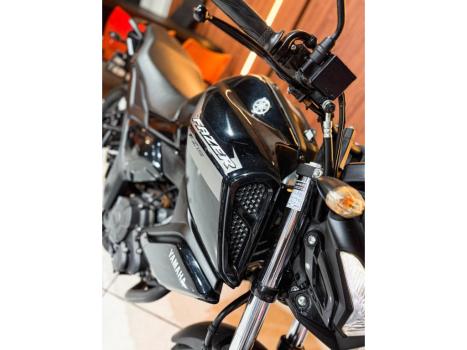 YAMAHA FZ 15 Fazer ABS, Foto 8