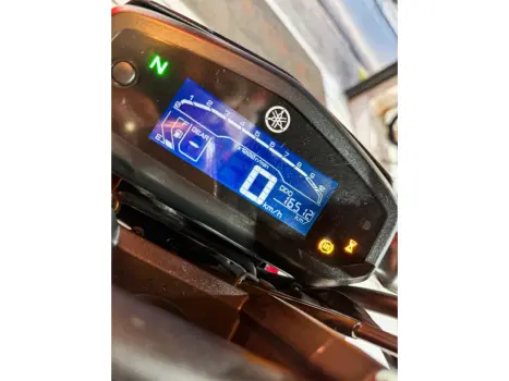 YAMAHA FZ 15 Fazer ABS, Foto 12