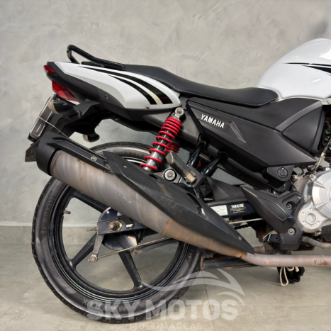 YAMAHA FZ 15 Fazer ABS, Foto 2