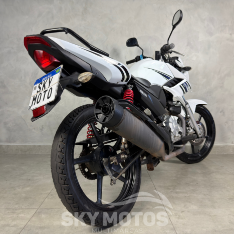 YAMAHA FZ 15 Fazer ABS, Foto 7