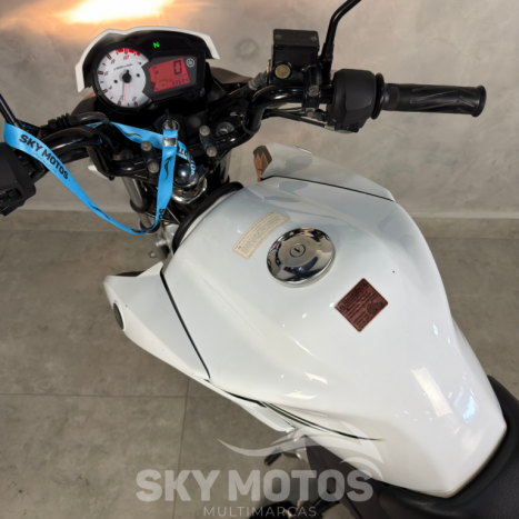 YAMAHA FZ 15 Fazer ABS, Foto 10
