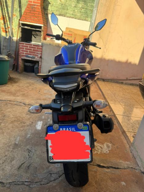 YAMAHA FZ 15 Fazer ABS, Foto 4