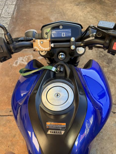 YAMAHA FZ 15 Fazer ABS, Foto 5