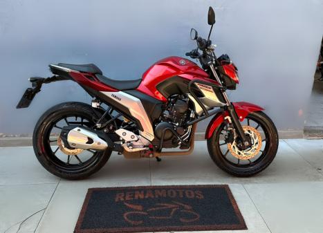 YAMAHA FZ 25 250 Fazer Flex , Foto 1