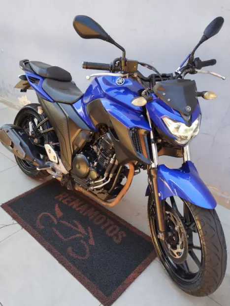 YAMAHA FZ 25 250 Fazer Flex , Foto 3