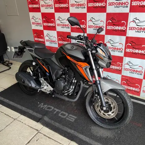 YAMAHA FZ 25 250 Fazer Flex , Foto 5