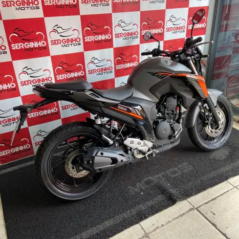 YAMAHA FZ 25 250 Fazer Flex , Foto 6