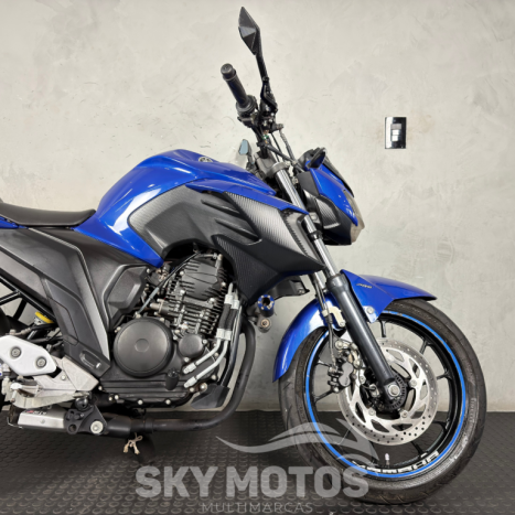 YAMAHA FZ 25 250 Fazer Flex , Foto 3