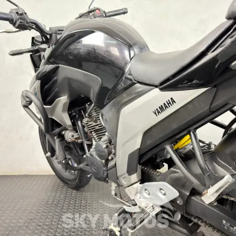 YAMAHA FZ 25 250 Fazer Flex , Foto 15