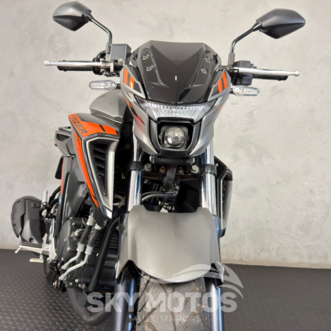 YAMAHA FZ 25 250 Fazer Flex , Foto 2