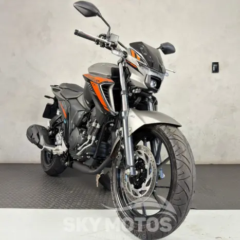 YAMAHA FZ 25 250 Fazer Flex , Foto 8