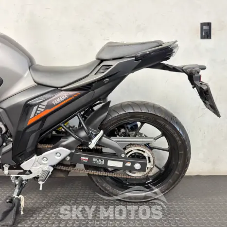 YAMAHA FZ 25 250 Fazer Flex , Foto 10