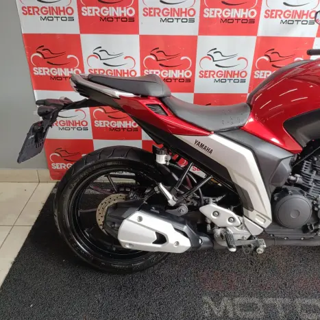 YAMAHA FZ 25 250 Fazer Flex , Foto 3