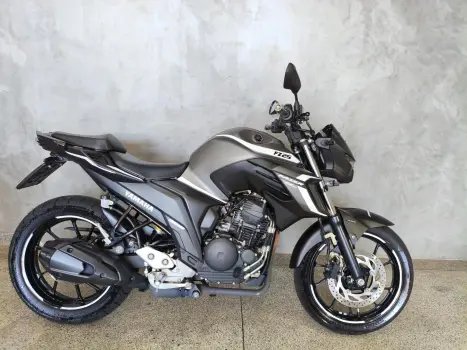 YAMAHA FZ 25 250 Fazer Flex , Foto 3