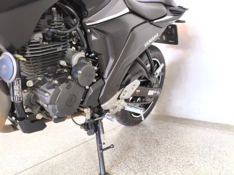 YAMAHA FZ 25 250 Fazer Flex , Foto 9