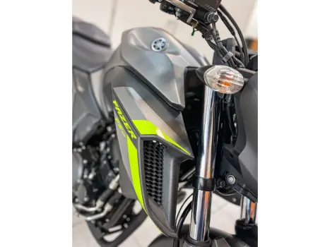YAMAHA FZ 25 250 Fazer Flex , Foto 9