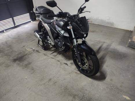 YAMAHA FZ 25 250 Fazer Flex , Foto 1